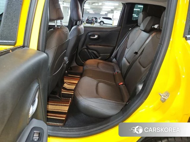 Jeep Renegade id 3992862 из Кореи 13