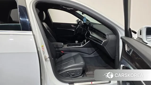 Audi A6 (C8) id 3530784 из Кореи 20