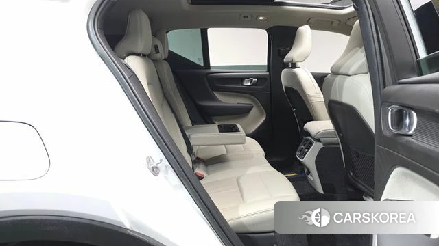 Volvo XC40 id 4480719 из Кореи 34