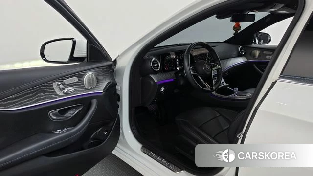Mercedes-Benz E-Class W213 id 4745400 из Кореи 32