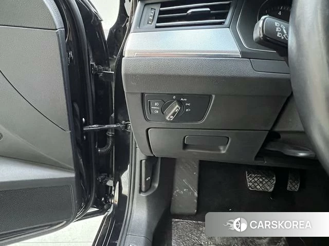 Volkswagen Magotan id 4278546 из Китая 19