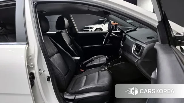 Kia Stonic id 3156434 из Кореи 20