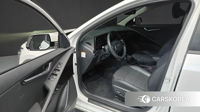 Kia Di Ol Nu Niro id 4561628 из Кореи 30