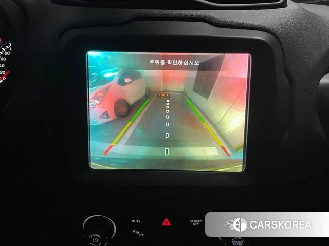Jeep Renegade id 4362386 из Кореи 19