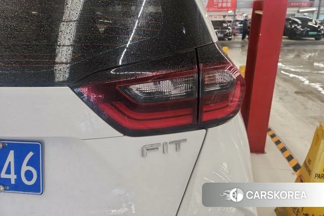 Honda Fit id 4271128 из Китая 17