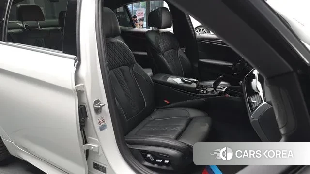 BMW 5 Series (G30) id 3225694 из Кореи 20