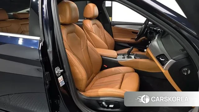 BMW 5 Series (G30) id 3470074 из Кореи 20