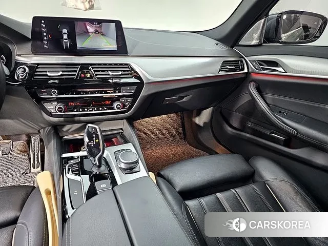 BMW 5 Series (G30) id 3709546 из Кореи 20