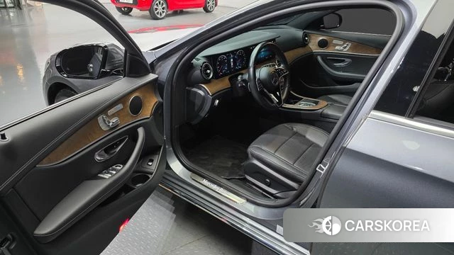 Mercedes-Benz E-Class W213 id 4562237 из Кореи 31