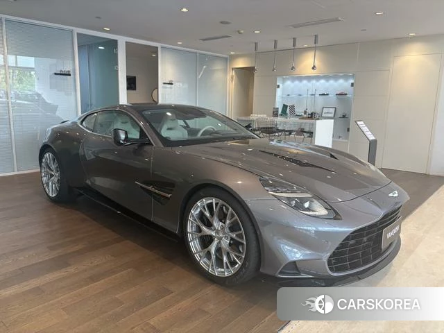 Aston Martin Vanquish id 4239516 из Китая 15