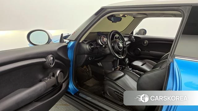 Mini Cooper D id 4305049 из Кореи 20
