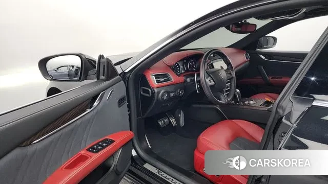 Maserati Ghibli id 3197022 из Кореи 20