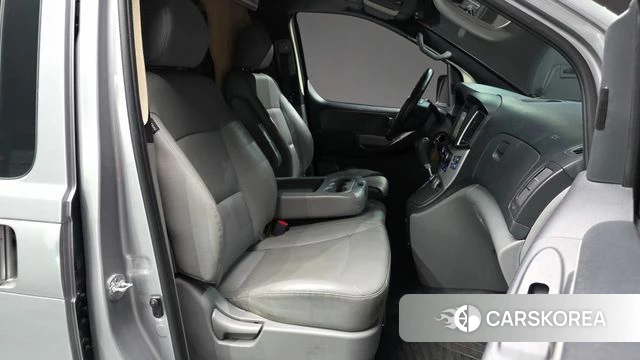 Hyundai The New Grand Starex id 3843995 из Кореи 20