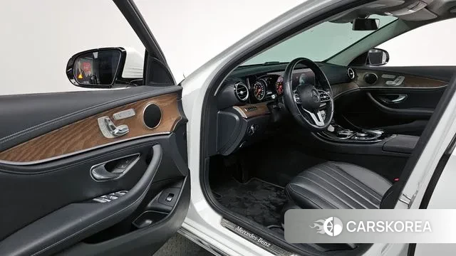 Mercedes-Benz E-Class W213 id 3459718 из Кореи 20