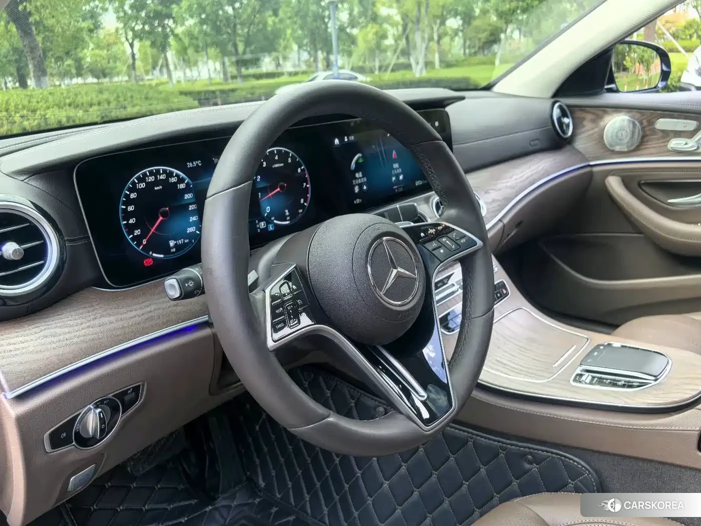 Mercedes-Benz E-Class id 4659885 из Китая 25