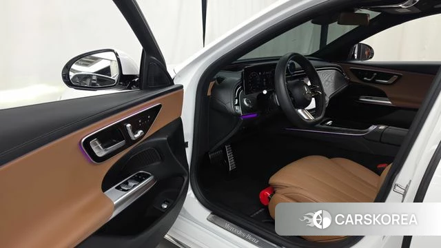 Mercedes-Benz E-Class W214 id 4791807 из Кореи 31