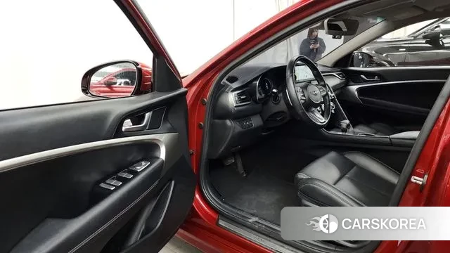 Genesis The New G70 id 3513420 из Кореи 20