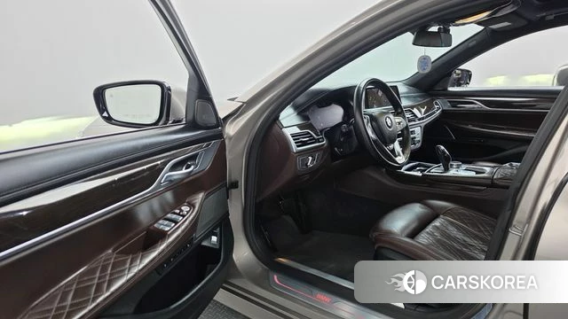BMW 7 Series (G11) id 4836205 из Кореи 20