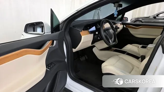 Tesla Model X id 3209504 из Кореи 20