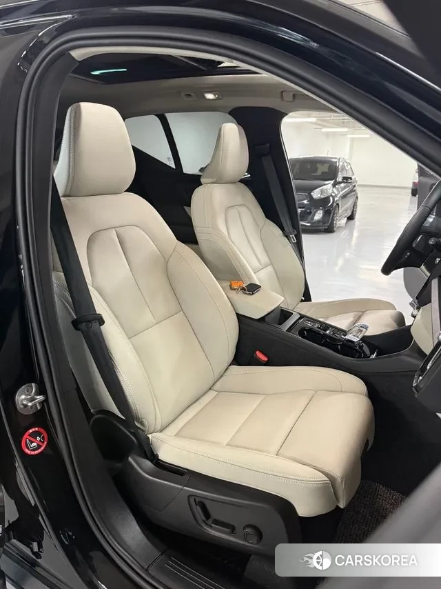 Volvo XC40 id 3415499 из Кореи 20