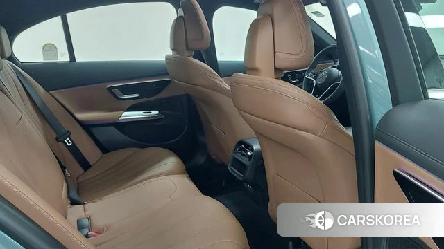 Mercedes-Benz E-Class W214 id 4349201 из Кореи 20