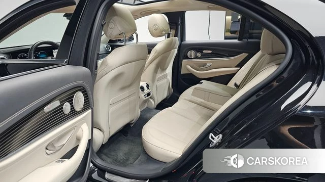 Mercedes-Benz E-Class W213 id 4872212 из Кореи 35