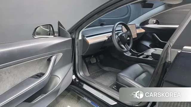 Tesla Model 3 id 3220079 из Кореи 20