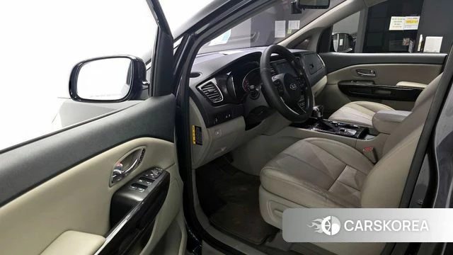 Kia The New Carnival id 4225636 из Кореи 20