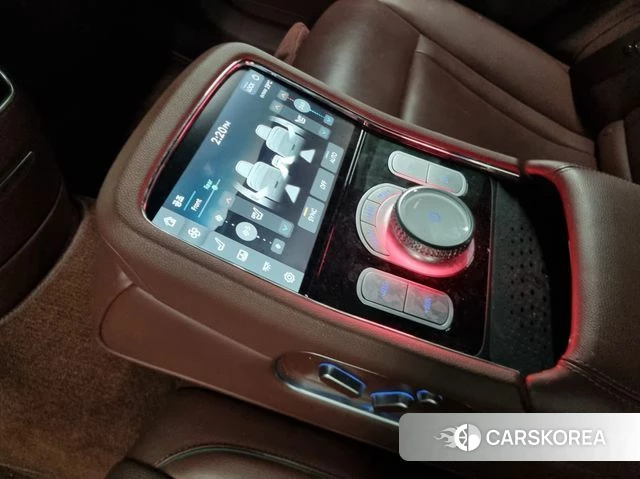 Genesis G90 (RS4) id 4847993 из Кореи 10