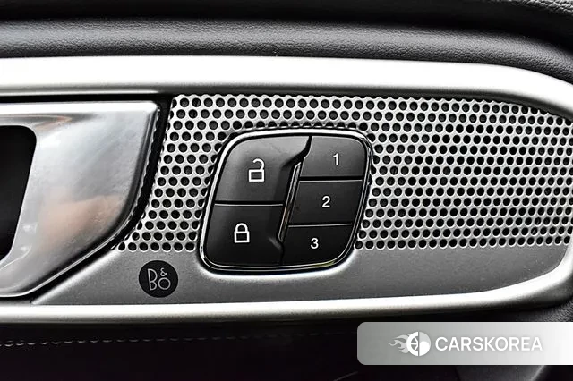 Ford Explorer 6th Generation id 2886400 из Кореи 19