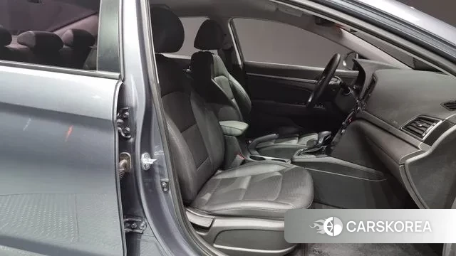 Hyundai Avante AD id 3090890 из Кореи 20