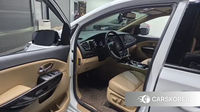 Kia The New Carnival id 3789750 из Кореи 20