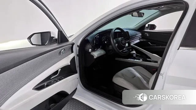 Hyundai Avante (CN7) id 3442704 из Кореи 20