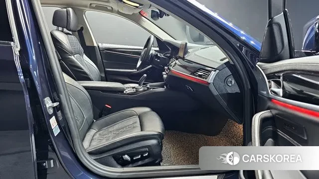 BMW 5 Series (G30) id 3514890 из Кореи 20