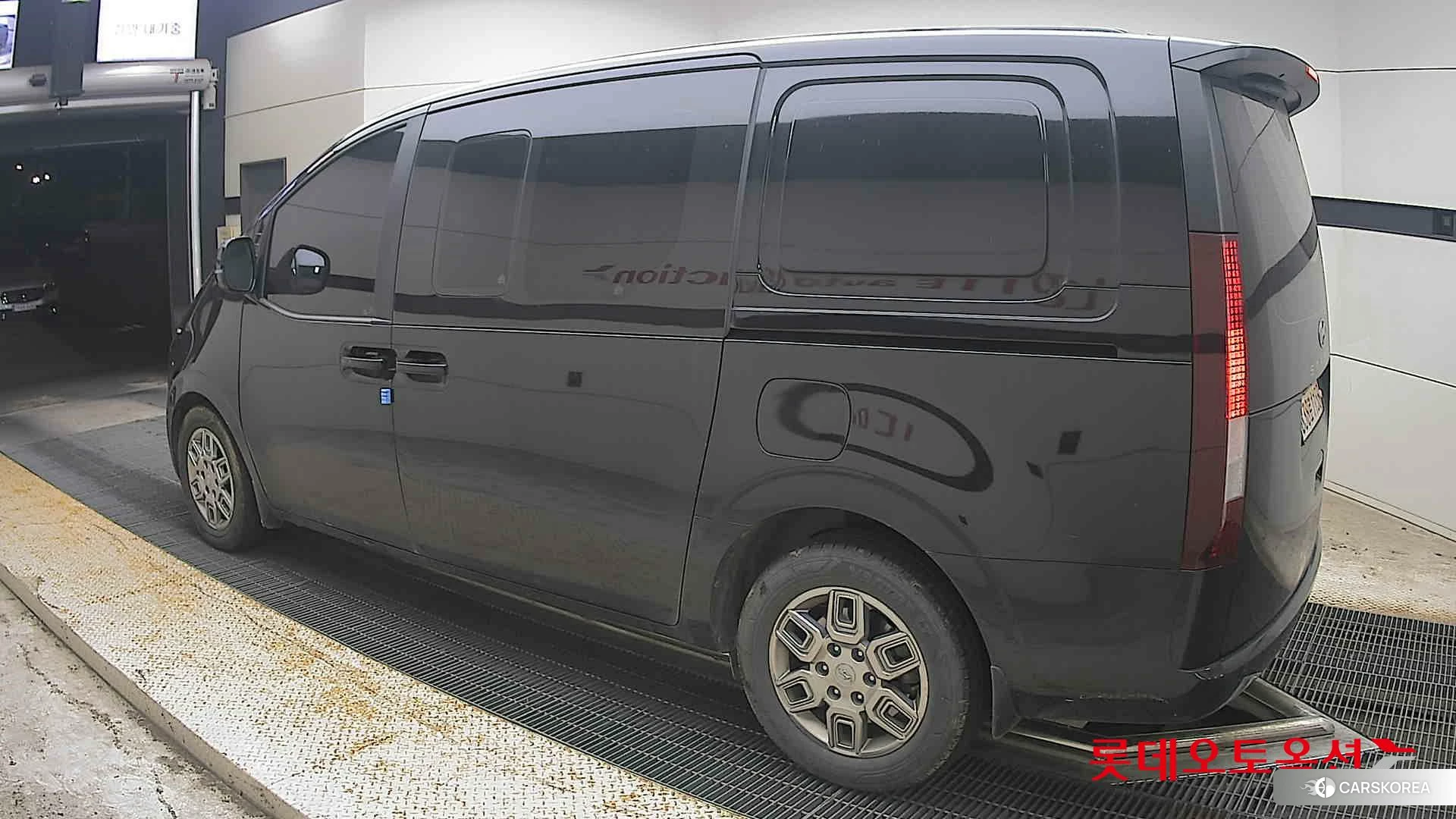 Hyundai Staria id 4902349 из Кореи 37