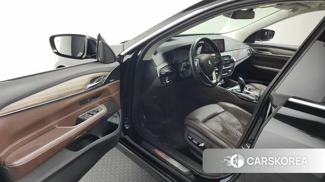 BMW 6 Series GT (G32) id 3905382 из Кореи 20