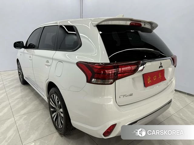 Mitsubishi  Outlander id 4207574 из Китая 19