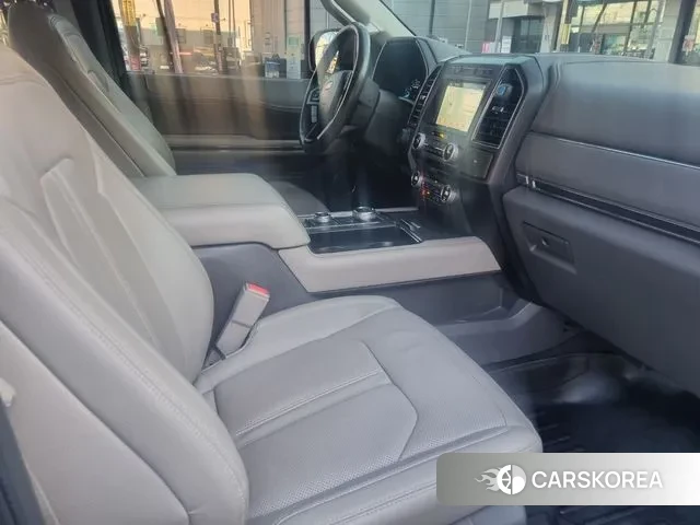 Ford Expeditation id 3547615 из Кореи 13