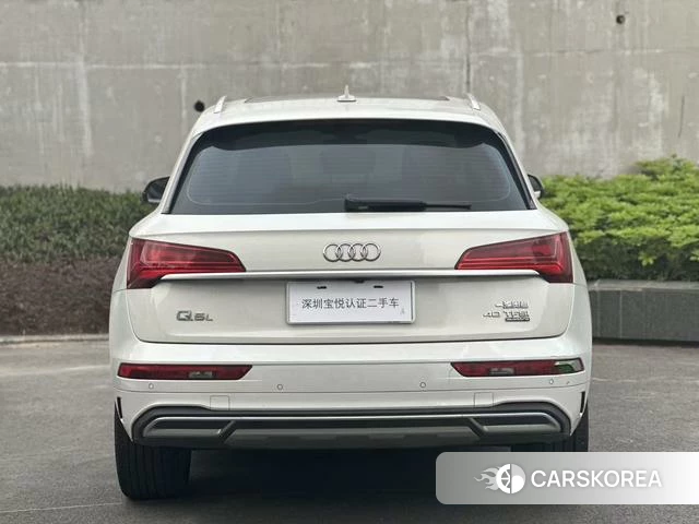 Audi Q5L id 4274457 из Китая 19