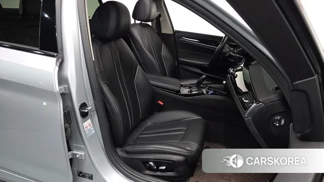 BMW 5 Series (G30) id 3459738 из Кореи 20