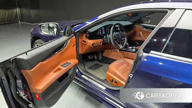 Maserati Quattroporte id 3176924 из Кореи 20