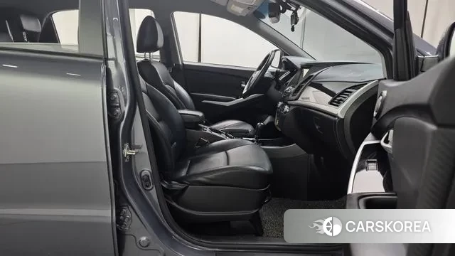 Ssangyong New Style Korando C id 3612548 из Кореи 20