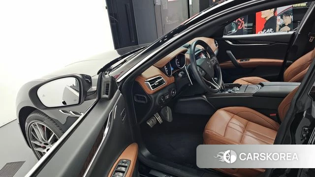 Maserati Ghibli id 4666992 из Кореи 20