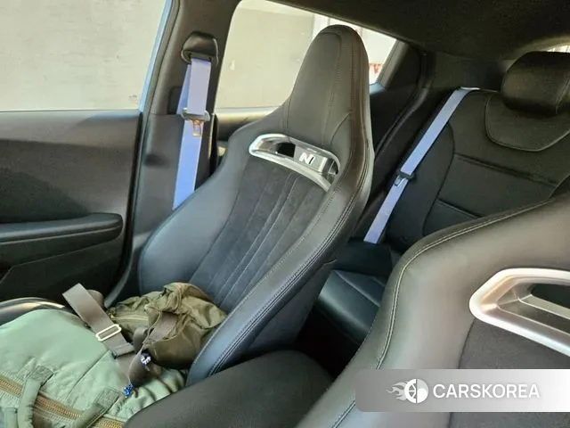 Hyundai Veloster (JS) id 3307846 из Кореи 20