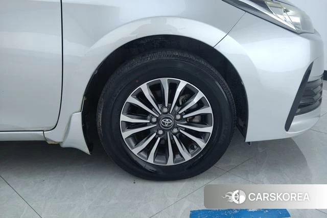Toyota Corolla id 4220960 из Китая 17
