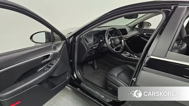 Hyundai Sonata (DN8) id 3263989 из Кореи 20