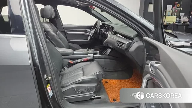 Audi e-Tron id 3550847 из Кореи 20