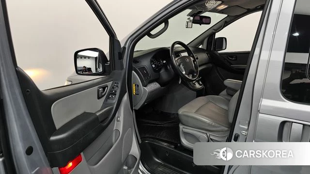 Hyundai The New Grand Starex id 4684531 из Кореи 20