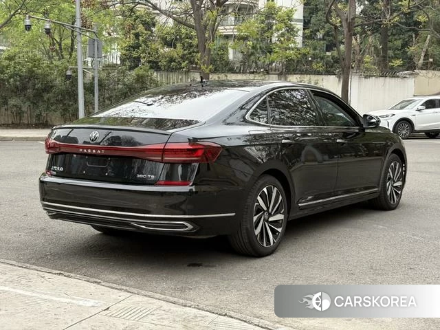 Volkswagen Passat id 4217375 из Китая 17