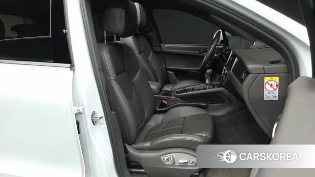 Porsche Macan id 4631946 из Кореи 38